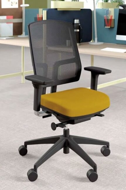 Columbia Spin- design creation studio mobilier sur mesure. Sièges chaises et fauteuils de bureaux de qualité pour professionnel