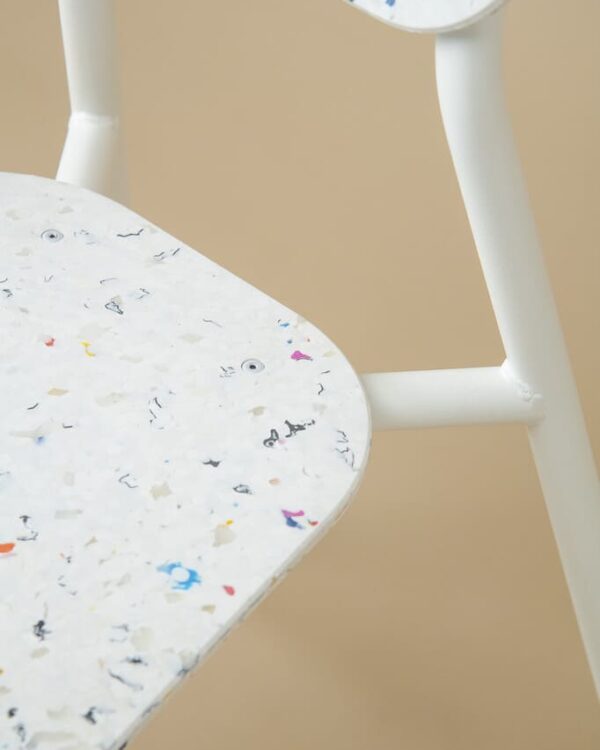 chaise Mahaut furniture for good design creation studio en Mobilier de bureau et aménagement professionnel