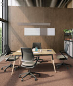 Ambaince détante pour ces bureaux en bois et sièges ergonomiques Promotion de mobilier professionnel de bureaux de qualité