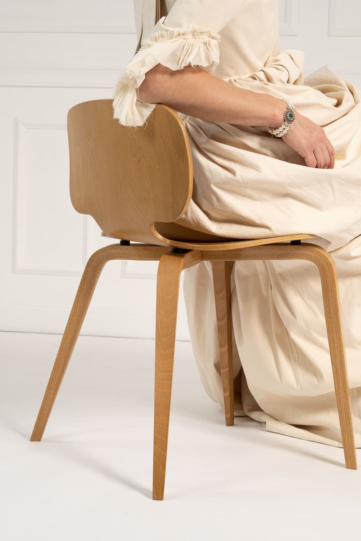 LA chaise française H10 bois Conception de mobilier de bureau sur mesure pour professionnel