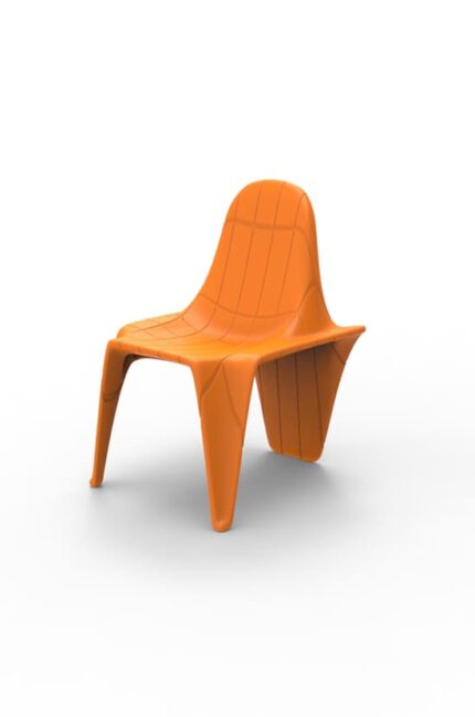 Chaise design pour terrasse et jardin orange