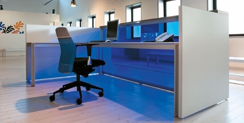 Banque d'accueil modulaire composable creation sur mesure pour accueil professionnel design creation studio