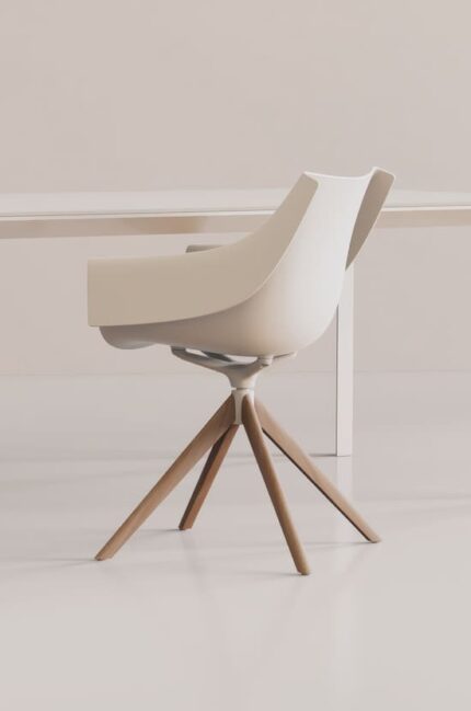 Fauteuil pietement bois pivotant manta de vondom pour professionnel design creation studio