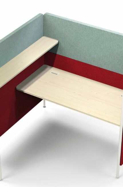 Bureau bleu er rouge en aparté de clen