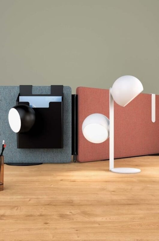 Lampe mobilier de bureau ergonomique pour le confort et l'efficacité de l'éclairage