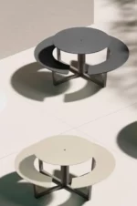 Table ronde extérieure Madrid personnalisable : solution complète pour un bureau ergonomique et esthétique, conçue pour répondre aux besoins des professionnels.