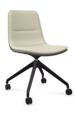 chaise de bureau polyvanlene personnalisable pour accueil et espace de réunion