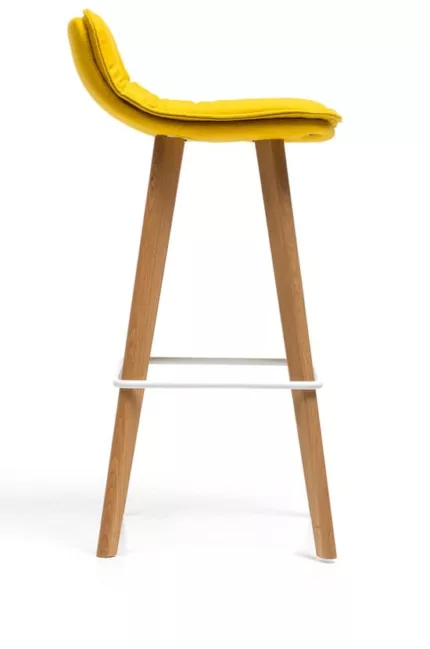 tabouret inspiration scandinave piètement bois pour bar et restauration