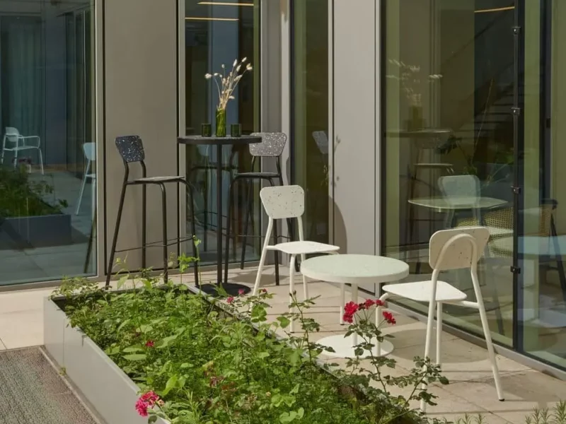 chaise-kerielle-gamme-complete-design-creation-studio Création de meubles de bureau personnalisés pour professionnel